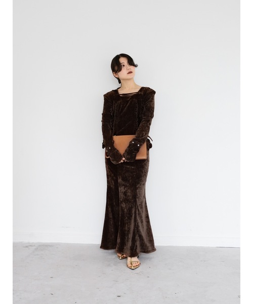 Katrin TOKYO(カトリーントーキョー)の「【Exclusive Line】belted velour frill onepiece(ワンピース・レディース・ダークグリーン/ブラウン・XS/M/S)」の21枚目の写真