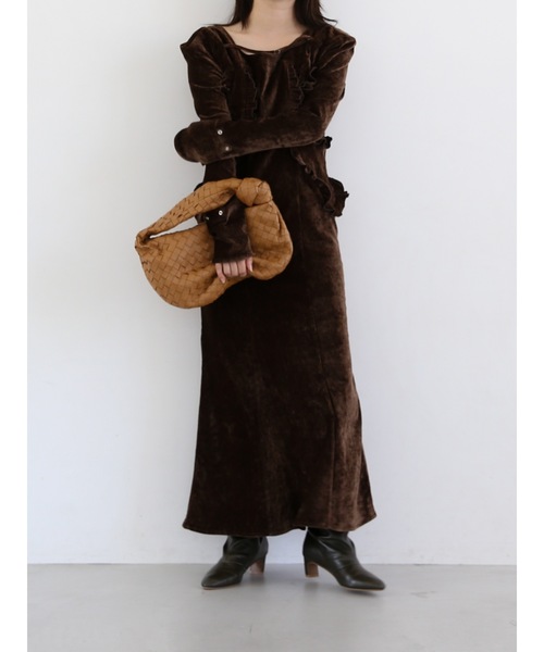 Katrin TOKYO(カトリーントーキョー)の「【Exclusive Line】belted velour frill onepiece(ワンピース・レディース・ダークグリーン/ブラウン・XS/M/S)」の16枚目の写真