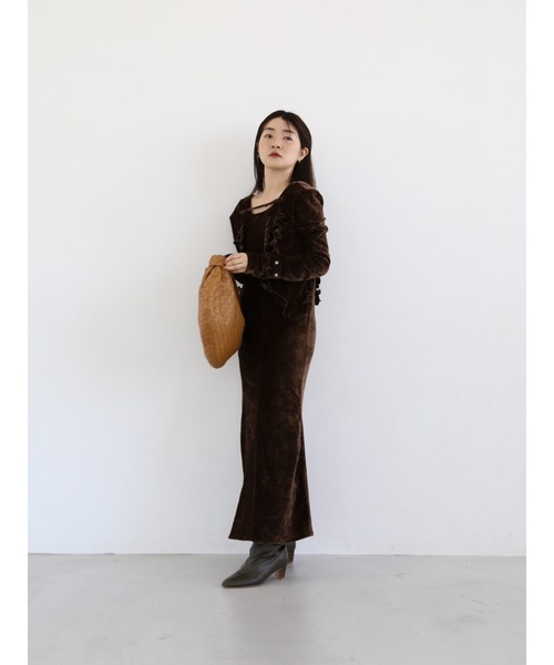 Katrin TOKYO(カトリーントーキョー)の「【Exclusive Line】belted velour frill onepiece(ワンピース・レディース・ダークグリーン/ブラウン・XS/M/S)」の19枚目の写真