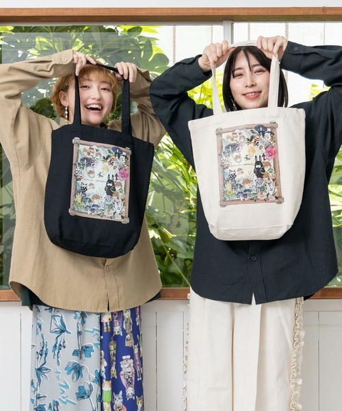 ScoLar(スカラー)の「ScoLar(スカラー) なめことラビル仲良しの森 トートバッグ(トートバッグ・レディース・ブラック/アイボリー・FREE)」の4枚目の写真