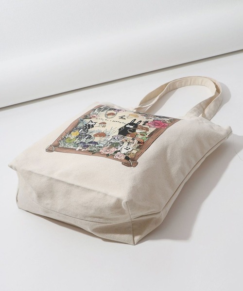 ScoLar(スカラー)の「ScoLar(スカラー) なめことラビル仲良しの森 トートバッグ(トートバッグ・レディース・ブラック/アイボリー・FREE)」の13枚目の写真