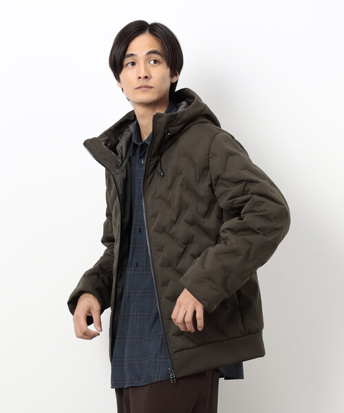 COMME CA ISM(コムサイズム)の「シームレスダウン フード ブルゾン(ダウンジャケット/コート・メンズ・ホワイト/カーキ/ブラック・LARGE/MEDIUM)」の20枚目の写真