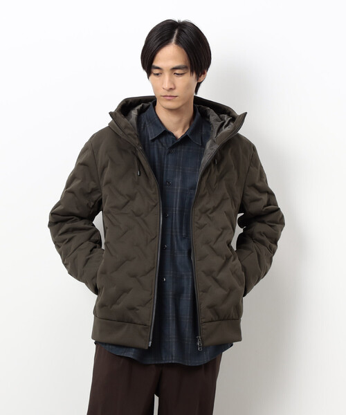 COMME CA ISM(コムサイズム)の「シームレスダウン フード ブルゾン(ダウンジャケット/コート・メンズ・ホワイト/カーキ/ブラック・LARGE/MEDIUM)」の21枚目の写真