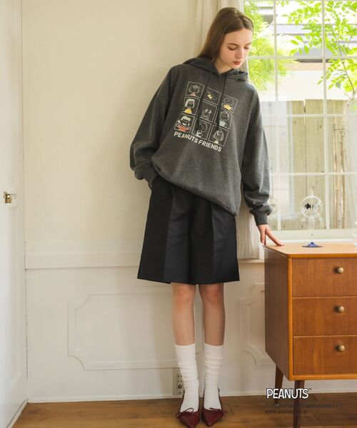 RETRO GIRL（レトロガール）の「PEANUTSフーディパーカー（パーカー・レディース・ライトグレー/チャコールグレー/ナチュラル・FREE）」の8枚目の写真