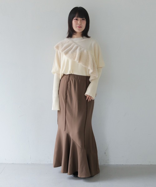 HER CLOSET（ハークローゼット）の「【HER CLOSET】WEB限定 マルチウェイラメシャギーフリル付け襟 WEB LIMITED MULTIWAY LAME SHAGGY FRILL COLLAR（付け襟・レディース・アイボリー/ブラック・FREE）」の14枚目の写真