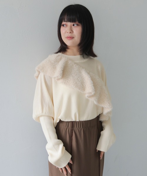 HER CLOSET（ハークローゼット）の「【HER CLOSET】WEB限定 マルチウェイラメシャギーフリル付け襟 WEB LIMITED MULTIWAY LAME SHAGGY FRILL COLLAR（付け襟・レディース・アイボリー/ブラック・FREE）」の8枚目の写真