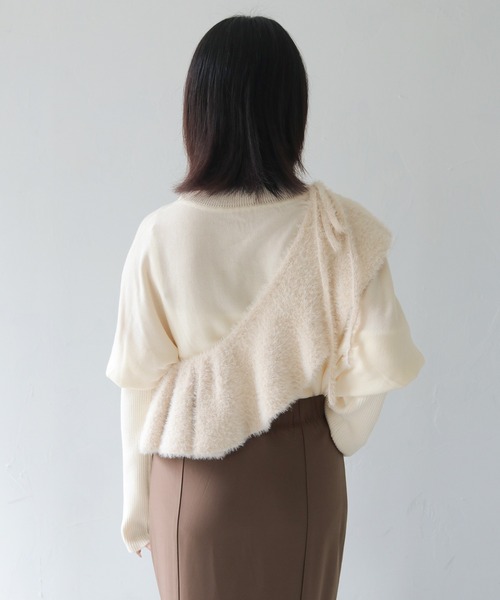 HER CLOSET（ハークローゼット）の「【HER CLOSET】WEB限定 マルチウェイラメシャギーフリル付け襟 WEB LIMITED MULTIWAY LAME SHAGGY FRILL COLLAR（付け襟・レディース・アイボリー/ブラック・FREE）」の10枚目の写真