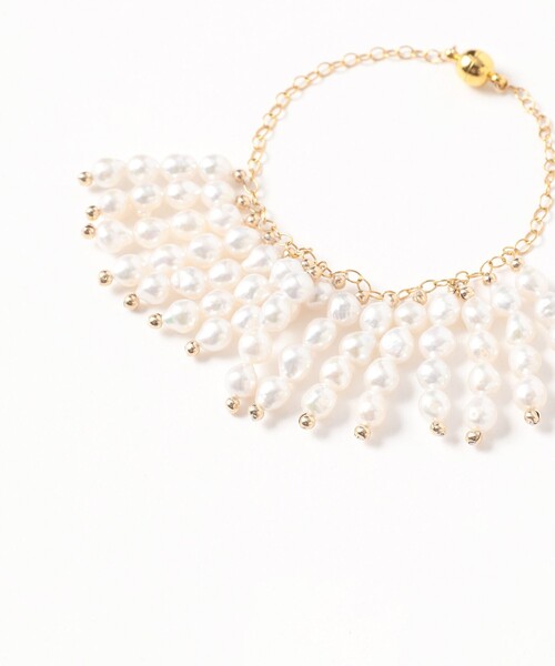 Demi-Luxe BEAMS（デミルクス ビームス）の「jour couture / fringe.04 ブレスレット（ブレスレット・レディース・ホワイト・ONE SIZE）」の4枚目の写真