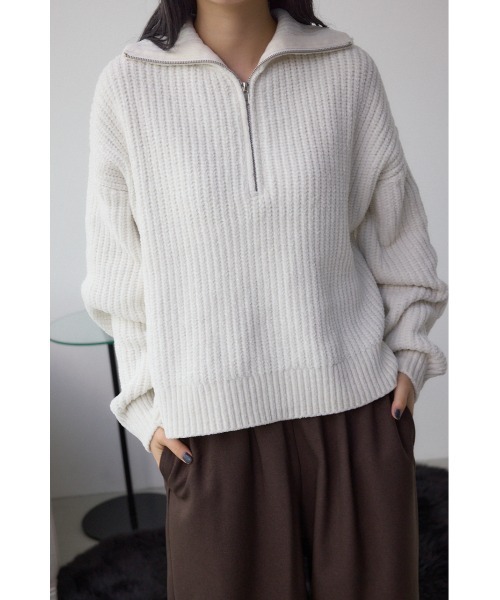 AZUL by moussy（アズールバイマウジー）の「ラメベロアハーフZIPニットトップス（ニット/セーター・レディース・チャコールグレー/アイボリー/ブラック・FREE）」の4枚目の写真