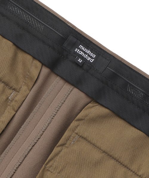 MUSINSA STANDARD（ムシンサスタンダード）の「セミワイドスリット隠しバンディングスラックス[ライトブラウン]（スラックス・メンズ・その他・29/30/31/33/26/27/28/40/38/42/36/34/32）」の10枚目の写真