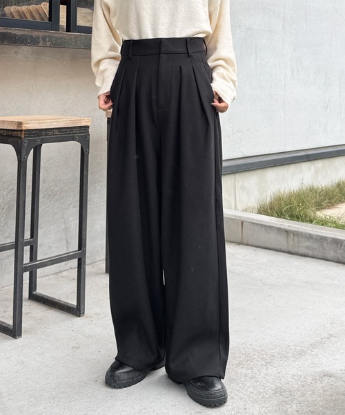 LE MORE(リモア)の「フェイクウールタックパンツ(その他パンツ・レディース・チャコール/ブラウン/ブラック・FREE)」の1枚目の写真