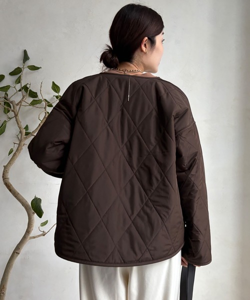 DouDou(ドゥドゥ)の「【WEB限定】リバーシブルファーキルトコート(その他アウター・レディース・グレイッシュベージュ/チャコールグレー/ブラウン・FREE)」の16枚目の写真