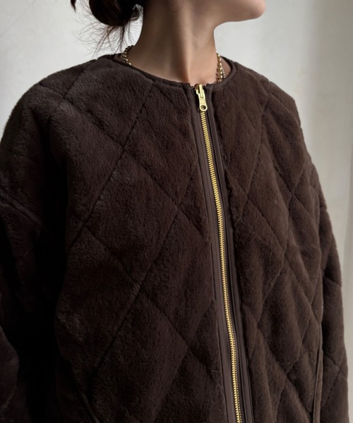 DouDou(ドゥドゥ)の「【WEB限定】リバーシブルファーキルトコート(その他アウター・レディース・グレイッシュベージュ/チャコールグレー/ブラウン・FREE)」の11枚目の写真