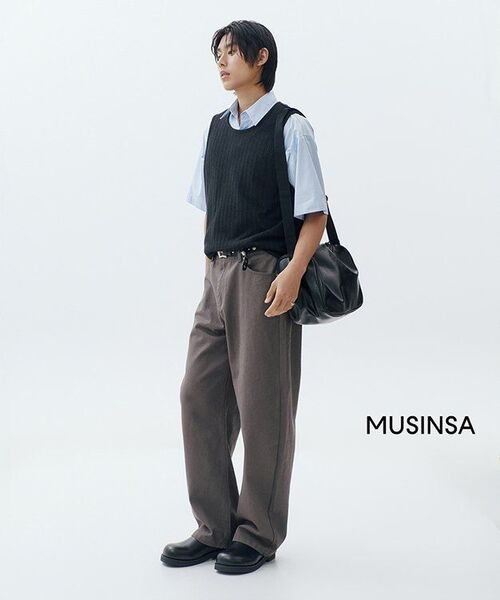 IUGAMAKARAS（イウガマカラス）の「Studded Bumpy Buckle Belt (Type B)（ベルト・レディース・その他・FREE）」の15枚目の写真