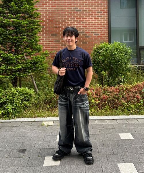 IUGAMAKARAS（イウガマカラス）の「Studded Bumpy Buckle Belt (Type B)（ベルト・レディース・その他・FREE）」の2枚目の写真