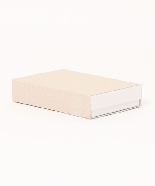 STELLA McCARTNEY(ステラマッカートニー)の「Falabella Bi-Fold Wallet / ファラベラ バイフォールド ウォレット(財布・レディース・シルバー・ONE SIZE)」の5枚目の写真
