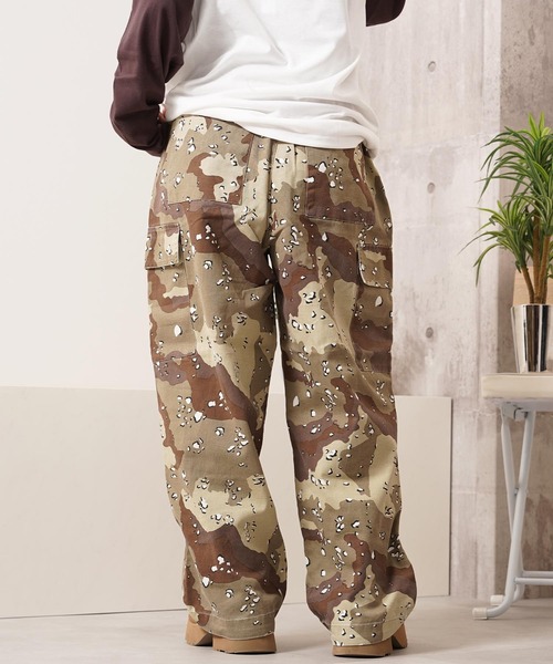 1111clothing(ワンフォークロージング)の「バイオウォッシュ 迷彩ワイドカーゴパンツ / Bio-Wash Camo Wide Cargo Pants(カーゴパンツ・メンズ・デザートカモ/ウッドランド/リアルツリーカモ・M/L/XL)」の10枚目の写真