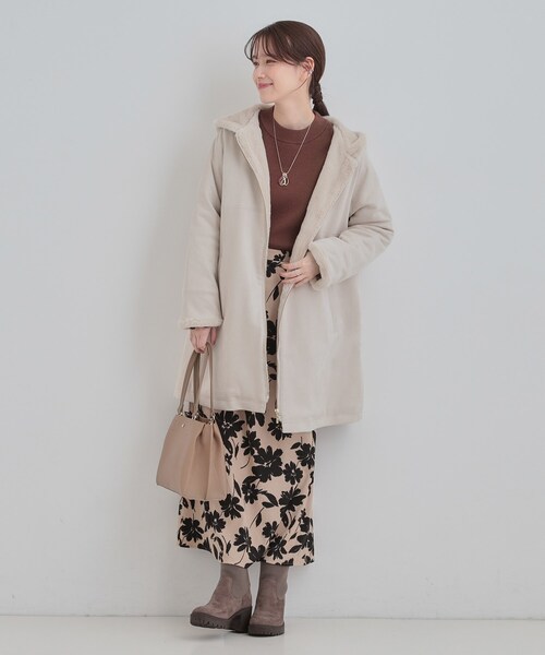 DRESKIP（ドレスキップ）の「【S-LL】マットな色味が大人な雰囲気 スエード調フードコート（その他アウター・レディース・アイボリー/ブラウン系/チャコールグレー・01/02/03/04）」の6枚目の写真