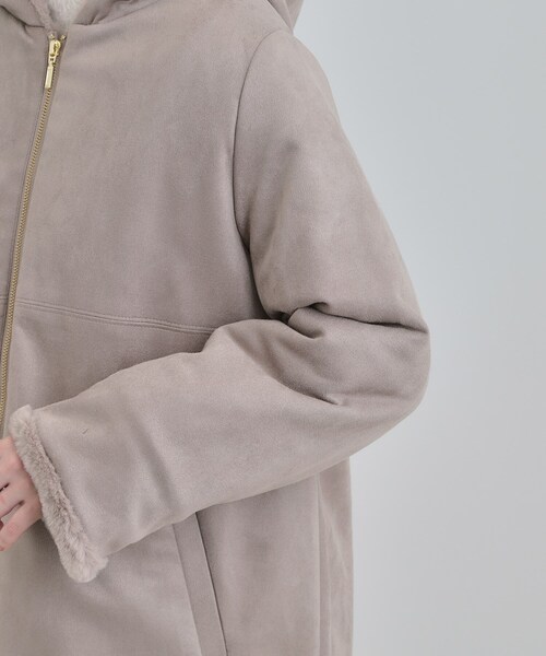 DRESKIP（ドレスキップ）の「【S-LL】マットな色味が大人な雰囲気 スエード調フードコート（その他アウター・レディース・アイボリー/ブラウン系/チャコールグレー・01/02/03/04）」の17枚目の写真