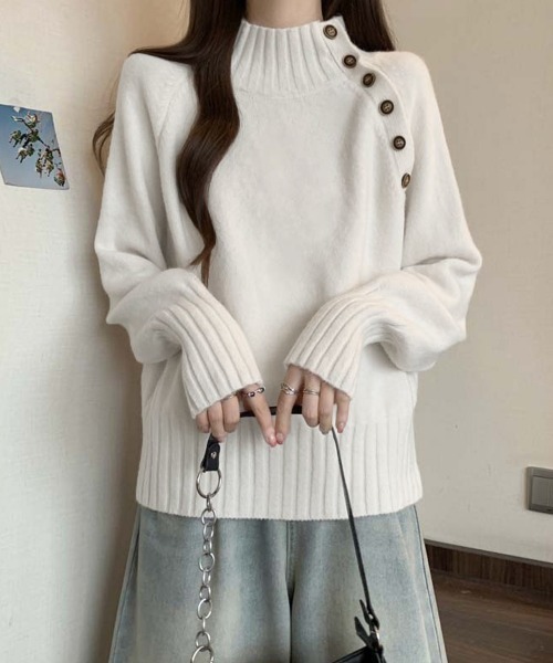 Miniministore(ミニミニストア)の「ニットトップス 体型カバー 長袖秋冬服(ニット/セーター・レディース・グレー/ブラック/ホワイト/レッド・FREE)」の1枚目の写真