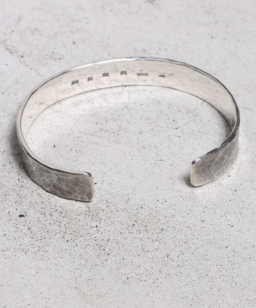 バングル/バックホールマーク/ハンマードフィニッシュ/10mm（バングル