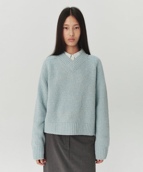 LEVAR(レバー)の「Multi-Boucle V-Neck Knit - Sky Blue(ニット/セーター・レディース・スカイブルー・FREE)」の2枚目の写真
