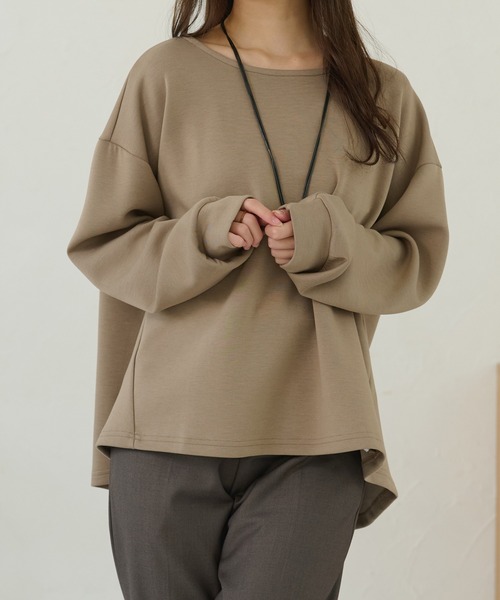 DAYRA(デイラ)の「クルーネック 切り替え バックスリット 長袖 トップス(Tシャツ/カットソー・レディース・ネイビー/ブラック/グレイッシュベージュ/グレー・S/FREE)」の3枚目の写真