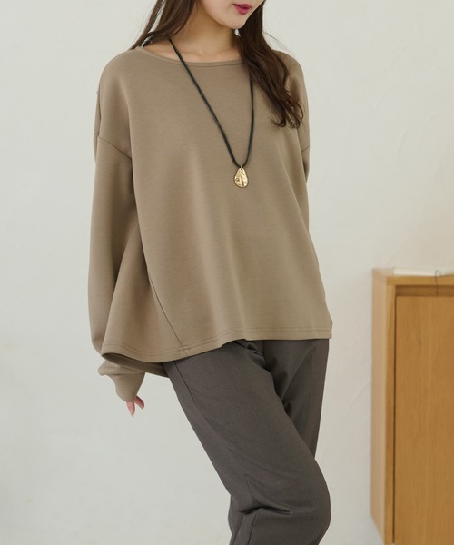 DAYRA(デイラ)の「クルーネック 切り替え バックスリット 長袖 トップス(Tシャツ/カットソー・レディース・ネイビー/ブラック/グレイッシュベージュ/グレー・S/FREE)」の8枚目の写真