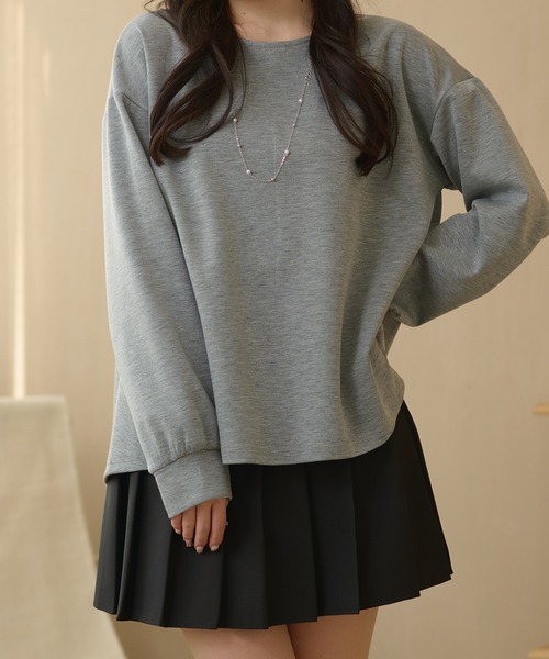 DAYRA(デイラ)の「クルーネック 切り替え バックスリット 長袖 トップス(Tシャツ/カットソー・レディース・ネイビー/ブラック/グレイッシュベージュ/グレー・S/FREE)」の22枚目の写真