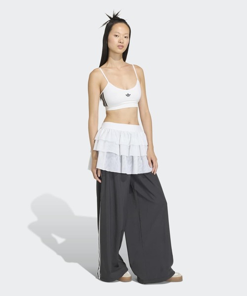 adidas（アディダス）の「アディダス オリジナルス レース ADILENIUM FB TP パンツ / アディダスオリジナルス adidas Originals（スウェットパンツ・レディース・ブラック/レッド・X-LARGE/LARGE/XX-LARGE/MEDIUM/X-SMALL/SMALL）」の8枚目の写真