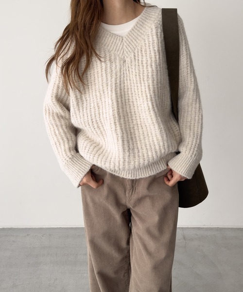 CANAL JEAN(キャナルジーン)の「El mar 畔ミックスVニット(ニット/セーター・レディース・オートミール/ヘザーグレー・ONE SIZE)」の2枚目の写真