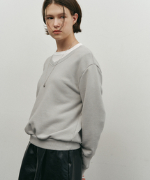 MAKE A TOAST（メイクアトースト）の「Handwarmer Style V-Neck Sweatshirt Gray MBEFTO010GR（スウェット）」