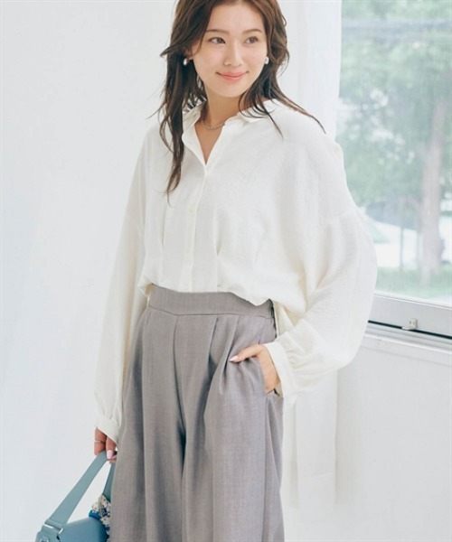 nissen（ニッセン）の「袖丈が変えられるウエストタックシャツ（シャツ/ブラウス・レディース・ブラック/オフホワイト/ブルー・S/M/L/LL）」の6枚目の写真