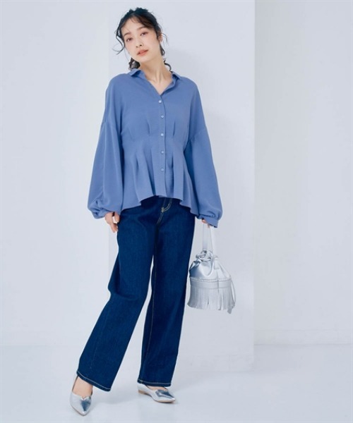 nissen（ニッセン）の「袖丈が変えられるウエストタックシャツ（シャツ/ブラウス・レディース・ブラック/オフホワイト/ブルー・S/M/L/LL）」の9枚目の写真