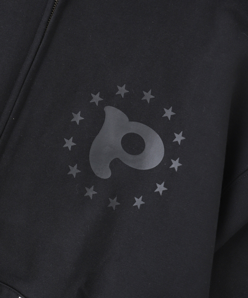 JOINT WORKS（ジョイントワークス）の「PLAYHOUR /プレイアワー P Logo Studs Zip Hoodie（スウェット・メンズ・ブラック・2/1）」の3枚目の写真