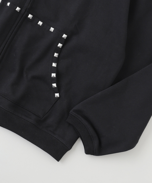 JOINT WORKS（ジョイントワークス）の「PLAYHOUR /プレイアワー P Logo Studs Zip Hoodie（スウェット・メンズ・ブラック・2/1）」の4枚目の写真