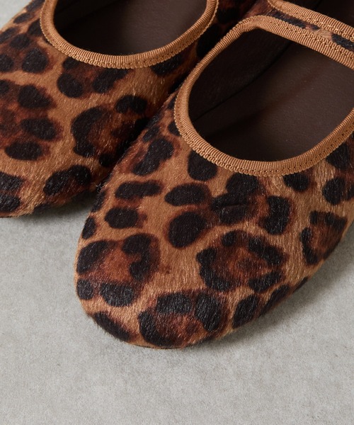 COLONY 2139（コロニートゥーワンスリーナイン）の「メリージェーンバレエシューズ（バレエシューズ・レディース・レオパード/ブラック・MEDIUM/LARGE）」の3枚目の写真