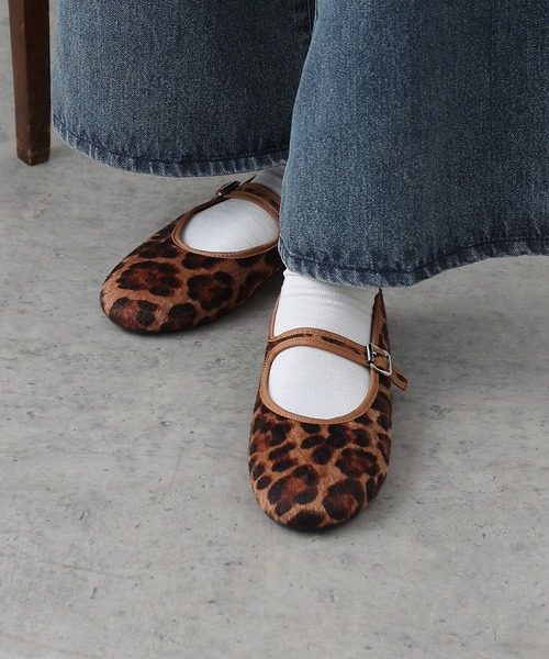 COLONY 2139（コロニートゥーワンスリーナイン）の「メリージェーンバレエシューズ（バレエシューズ・レディース・レオパード/ブラック・MEDIUM/LARGE）」の21枚目の写真