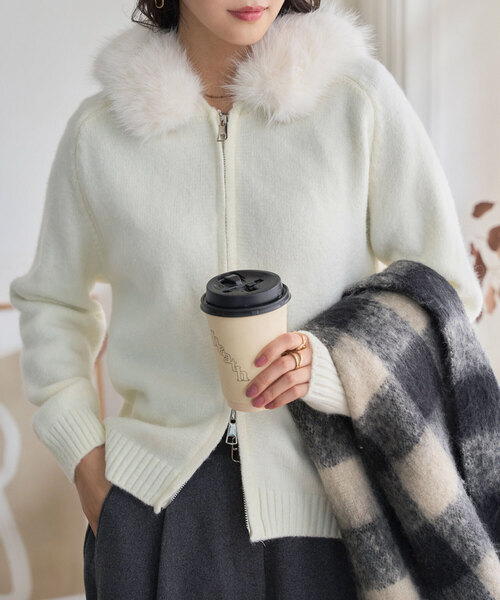 KOBE LETTUCE（コウベレタス）の「取り外しファー付きニットパーカー（パーカー・レディース・ブラック/グレー/アイボリー・M）」の14枚目の写真
