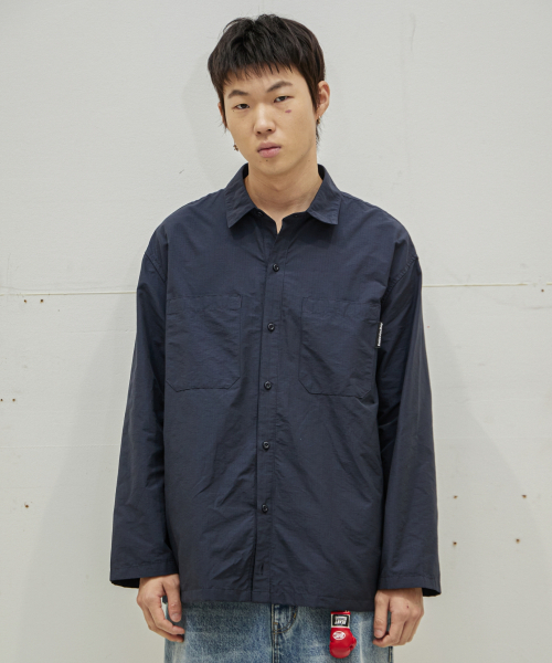 eastserviceshop(イーストサービスショップ)の「Side Pocket Long Shirt - Navy(シャツ/ブラウス・レディース・その他・SMALL/MEDIUM/LARGE)」の4枚目の写真