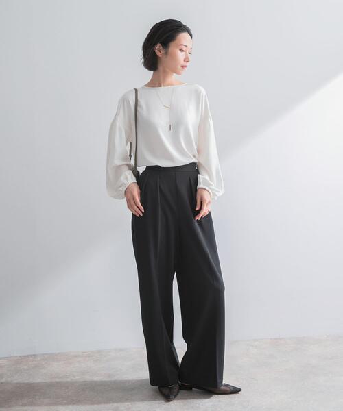 URBAN RESEARCH ROSSO WOMEN（アーバンリサーチ　ロッソ）の「ストレッチツイルタックストレートパンツ（その他パンツ・レディース・ブラック/ライトベージュ・36/38）」の22枚目の写真