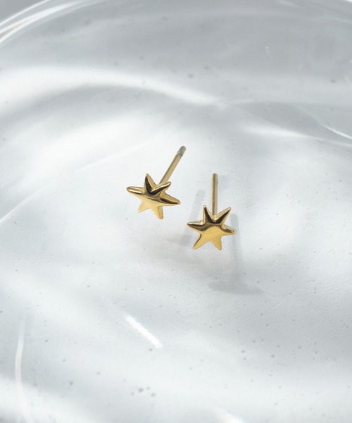 GOLDY(ゴールディ)の「【金属アレルギー軽減】プチ アスタリスク ステンレス ピアス(ピアス(両耳用)・レディース・ゴールド/シルバー・FREE)」の2枚目の写真