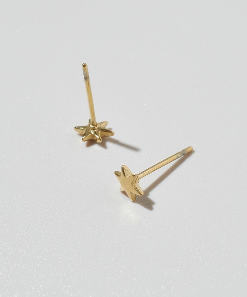 GOLDY(ゴールディ)の「【金属アレルギー軽減】プチ アスタリスク ステンレス ピアス(ピアス(両耳用)・レディース・ゴールド/シルバー・FREE)」の3枚目の写真