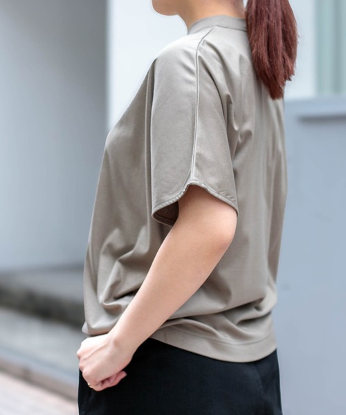 ALWEL（オルウエル）の「[ALWEL] DOLMAN TOP（Tシャツ/カットソー・レディース・ブラック/カーキ・FREE）」の6枚目の写真