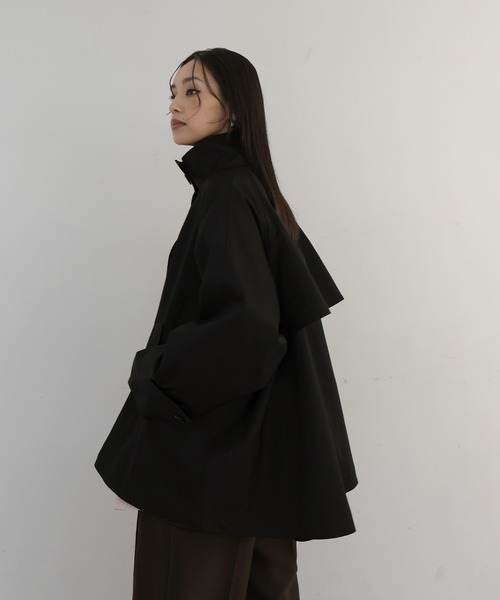 hellam（へラム）の「スタンドカラーケープトレンチコート（テーラードジャケット・レディース・アイボリー/ブラック/ベージュ・FREE）」の17枚目の写真