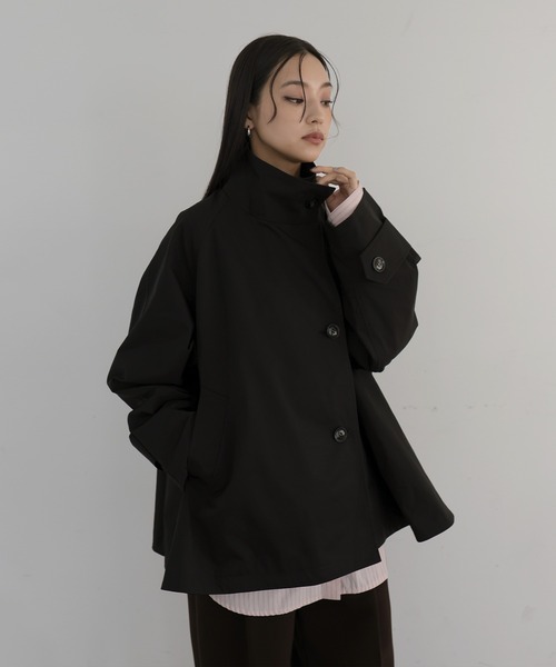 hellam（へラム）の「スタンドカラーケープトレンチコート（テーラードジャケット・レディース・アイボリー/ブラック/ベージュ・FREE）」の19枚目の写真