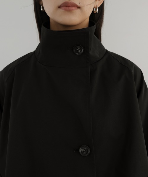 hellam（へラム）の「スタンドカラーケープトレンチコート（テーラードジャケット・レディース・アイボリー/ブラック/ベージュ・FREE）」の20枚目の写真