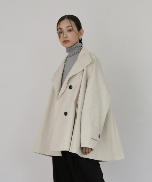 hellam（へラム）の「スタンドカラーケープトレンチコート（テーラードジャケット・レディース・アイボリー/ブラック/ベージュ・FREE）」の22枚目の写真