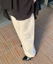 continuer de NICE CLAUP（コンティニューデナイスクラップ）の「キラキラロゴスウェットパンツ（スウェットパンツ）」