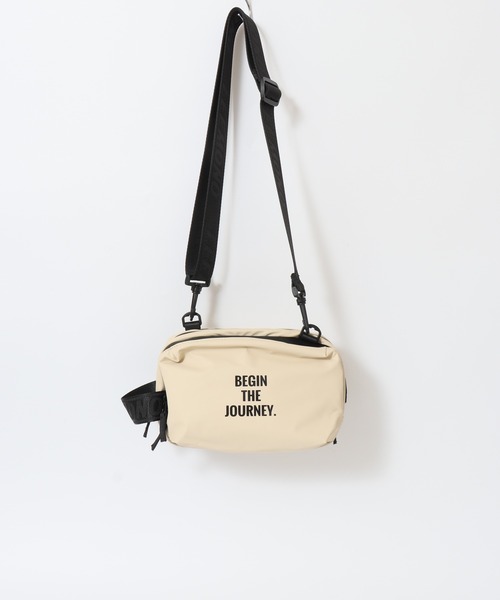FUNALIVE（ファンアライブ）の「ABETTOR 3ポケット止水ファスナー仕様ミニショルダーBAG（ショルダーバッグ・メンズ・オレンジ/ベージュ/グリーン/ブラック・FREE）」の6枚目の写真